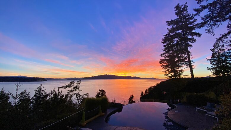 Worldclass ocean views and privacy in Beautiful British Columbia - Secret Cove, Canada