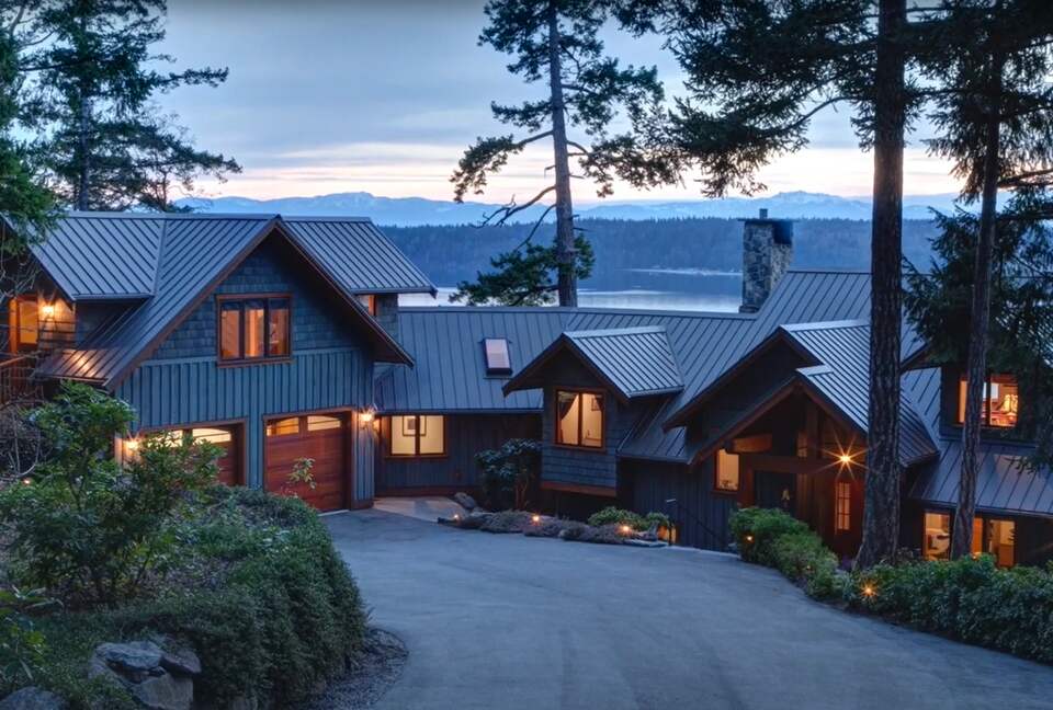Worldclass ocean views and privacy in Beautiful British Columbia - Secret Cove, Canada