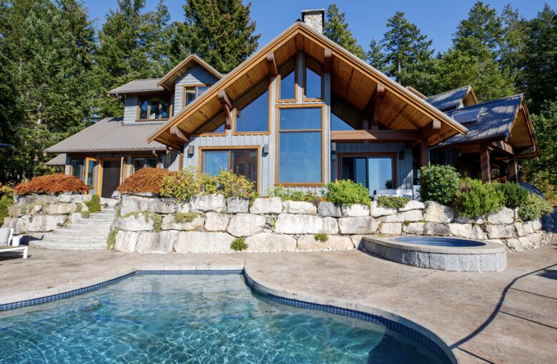 Worldclass ocean views and privacy in Beautiful British Columbia - Secret Cove, Canada