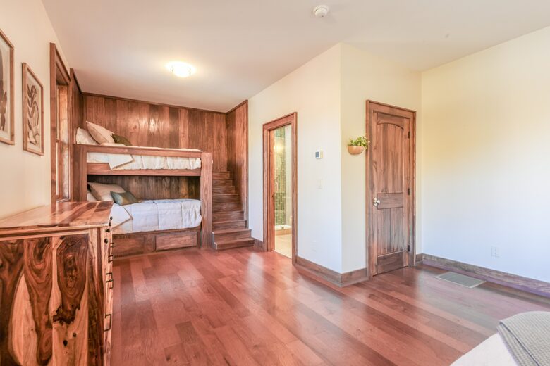 Bear Lake Reserve Mountain Estate - Tuckasegee, North Carolina