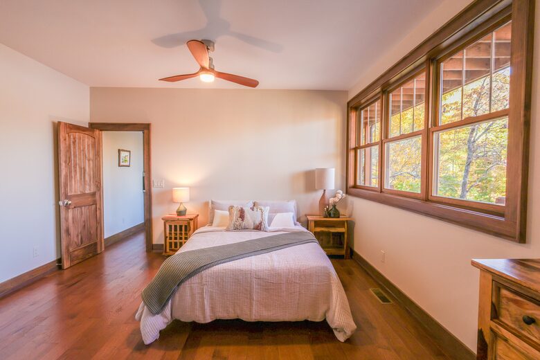 Bear Lake Reserve Mountain Estate - Tuckasegee, North Carolina