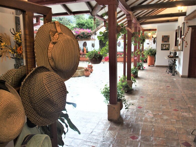 Villa Varu Colombian Luxe Estate - Villa de Leyva, Colombia