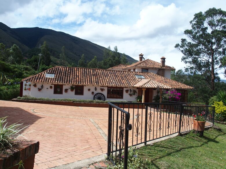Villa Varu Colombian Luxe Estate - Villa de Leyva, Colombia