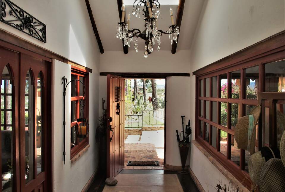 Villa Varu Colombian Luxe Estate - Villa de Leyva, Colombia