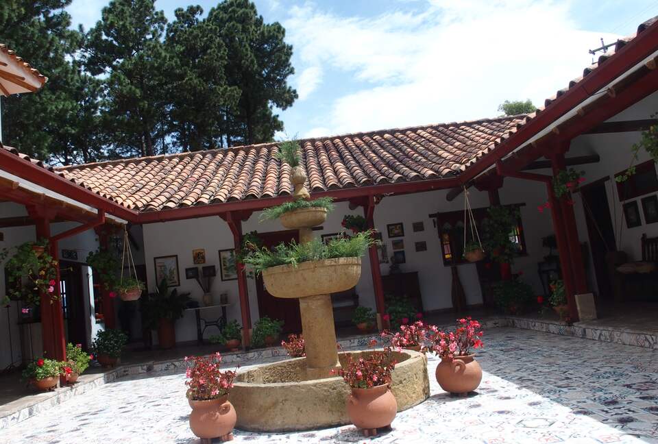 Villa Varu Colombian Luxe Estate - Villa de Leyva, Colombia