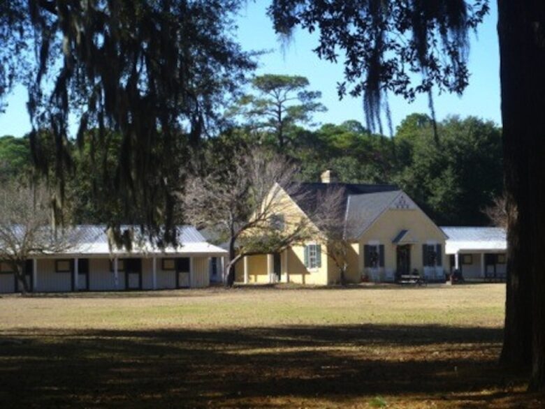 Daufuskie Island Oceanfront Cottage - Daufuskie Island, South Carolina