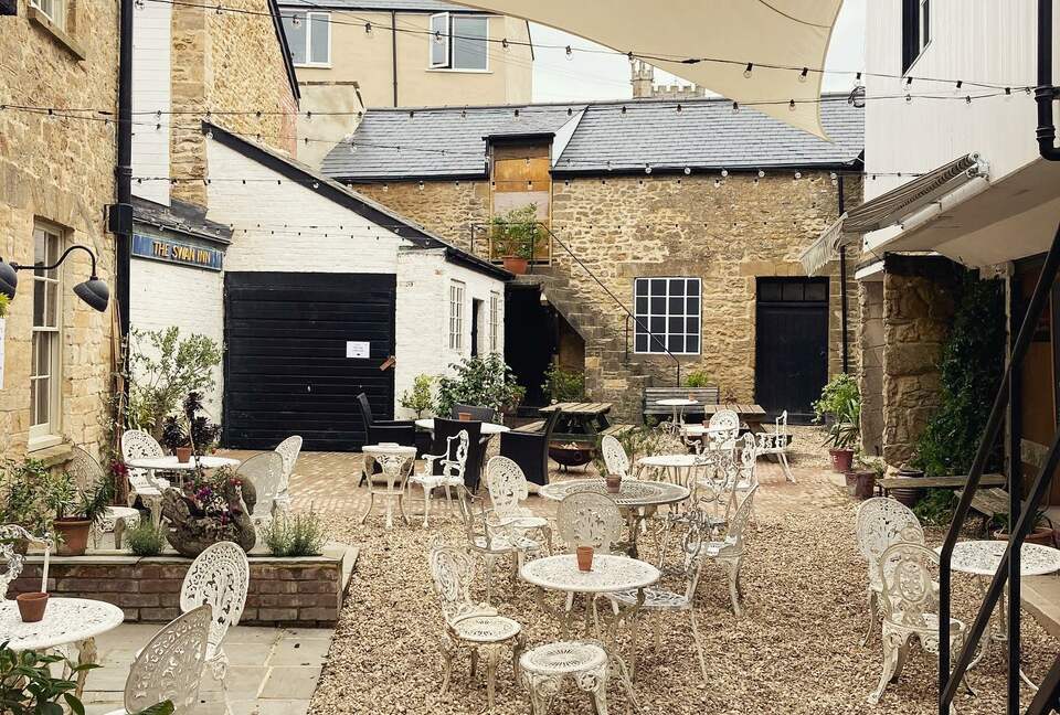 A Suite at The Crooked Swan - Crewkerne, United Kingdom