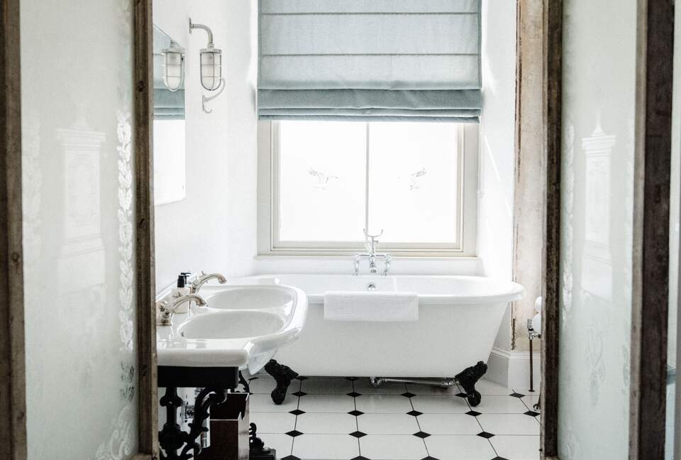 A Suite at The Crooked Swan - Crewkerne, United Kingdom