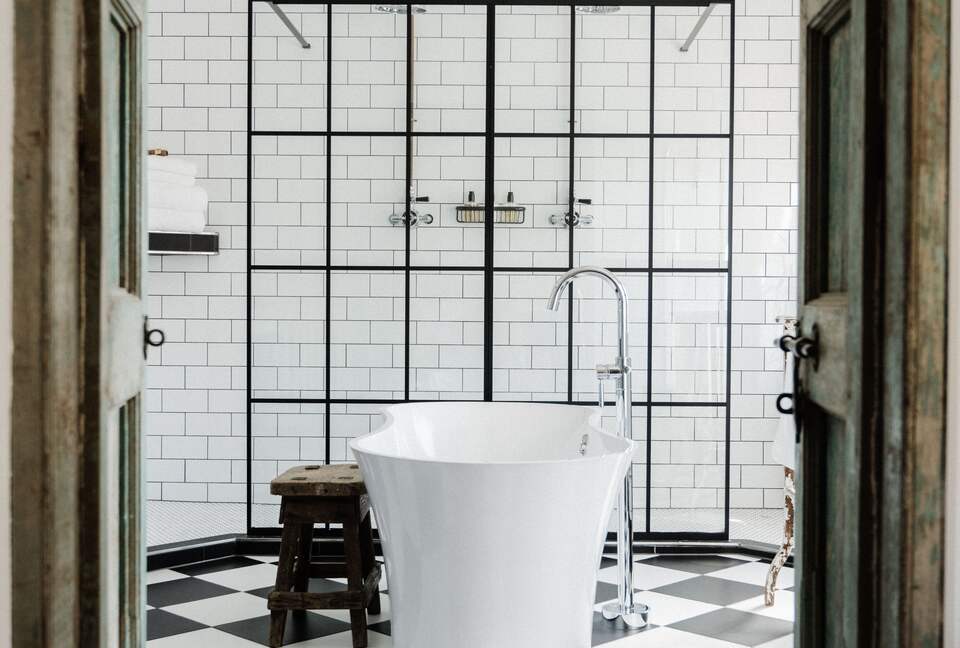 A Suite at The Crooked Swan - Crewkerne, United Kingdom