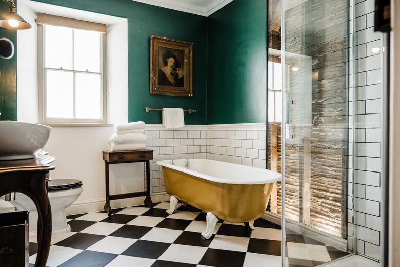 A Suite at The Crooked Swan - Crewkerne, United Kingdom