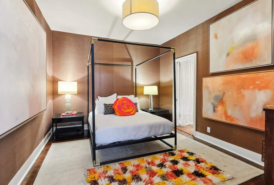 The Fine Art Estate - Walk to the French Quarter! - New Orleans, Louisiana