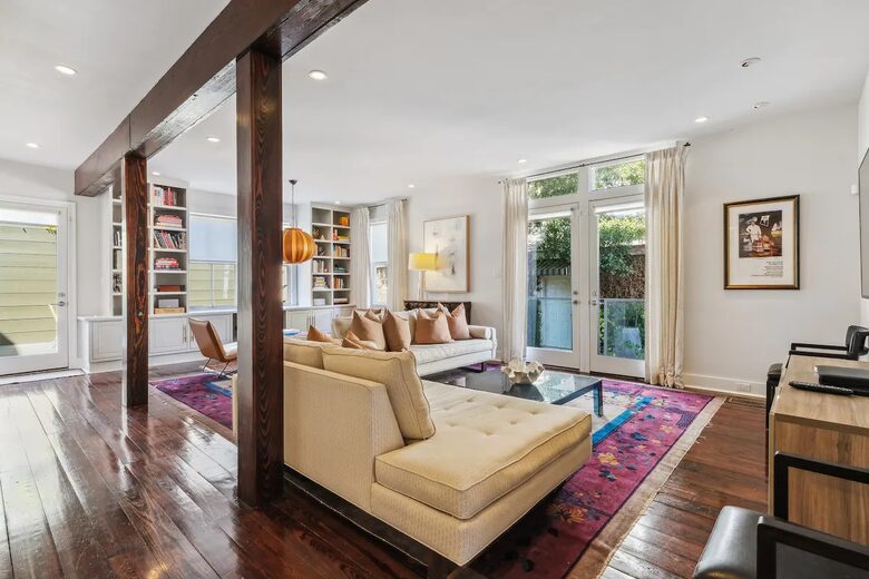 The Fine Art Estate - Walk to the French Quarter! - New Orleans, Louisiana