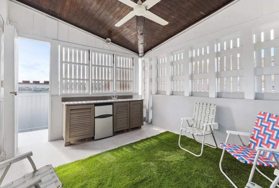 The Fine Art Estate - Walk to the French Quarter! - New Orleans, Louisiana