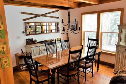 Nova Scotia Pioneer Place on the Lake - West Hants, Canada