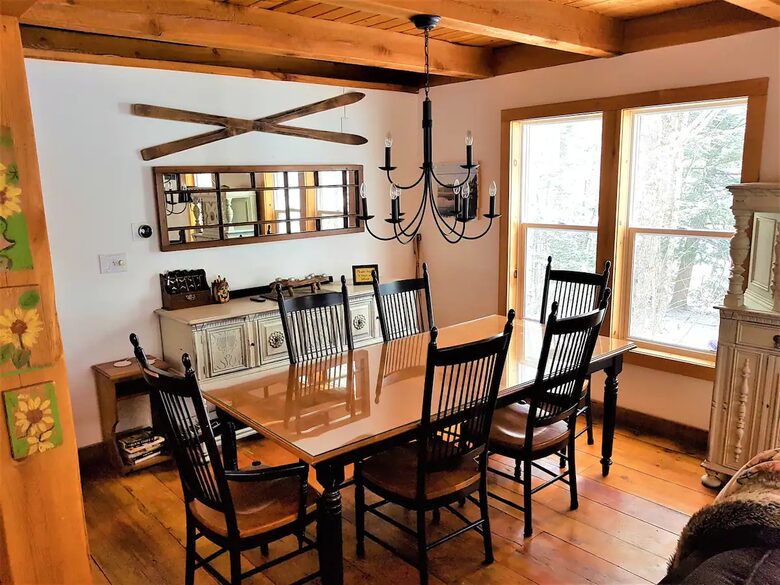 Nova Scotia Pioneer Place on the Lake - West Hants, Canada