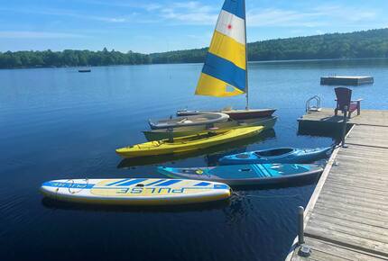 Nova Scotia Pioneer Place on the Lake - West Hants, Canada