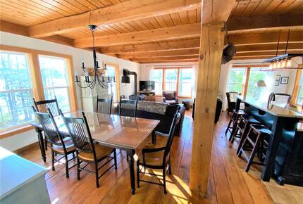 Nova Scotia Pioneer Place on the Lake - West Hants, Canada