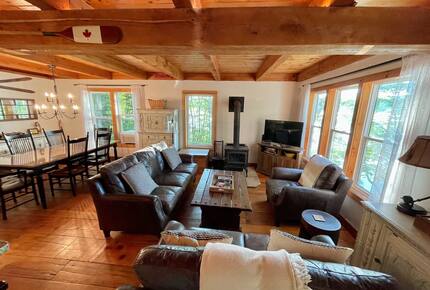 Nova Scotia Pioneer Place on the Lake - West Hants, Canada