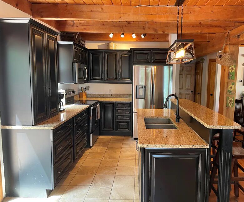 Nova Scotia Pioneer Place on the Lake - West Hants, Canada