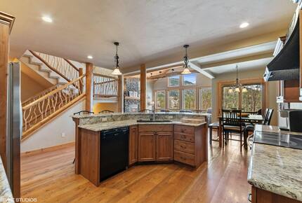 Whitefish Mountain Resort Ski-In/Ski-Out with Hot Tub & Sauna - Whitefish, Montana