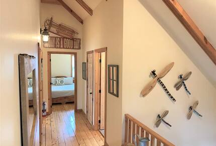 Nova Scotia Pioneer Place on the Lake - West Hants, Canada