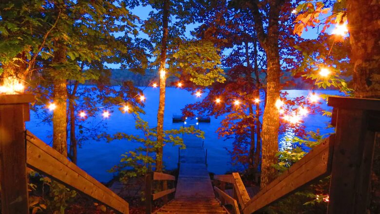 Nova Scotia Pioneer Place on the Lake - West Hants, Canada
