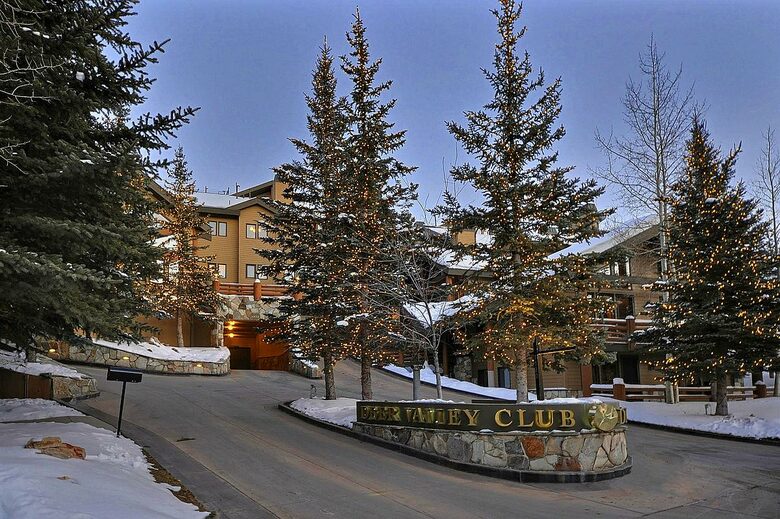 4 Bedroom Residence at The Deer Valley Club - Park City, Utah