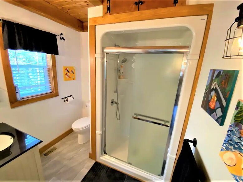 Nova Scotia Pioneer Place on the Lake - West Hants, Canada