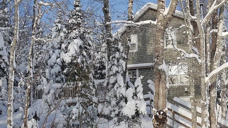 Nova Scotia Pioneer Place on the Lake - West Hants, Canada