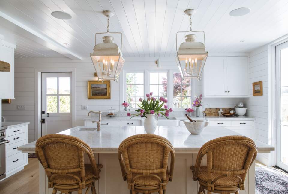 Stunning Sonoma Farmhouse with Pool and Vineyard Views - Petaluma, California