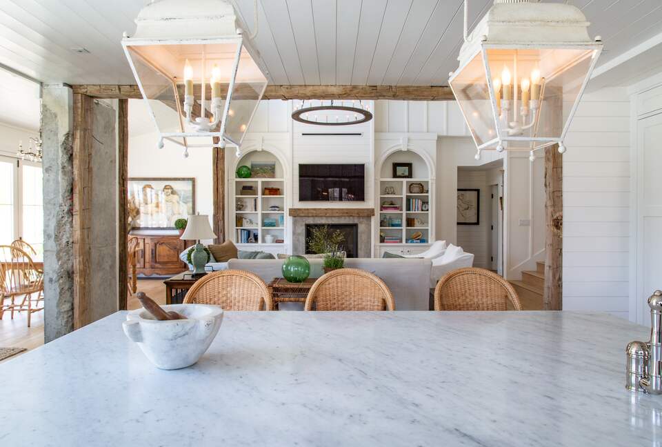 Stunning Sonoma Farmhouse with Pool and Vineyard Views - Petaluma, California