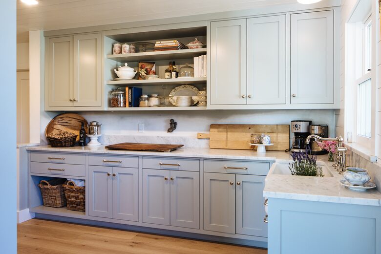 Stunning Sonoma Farmhouse with Pool and Vineyard Views - Petaluma, California