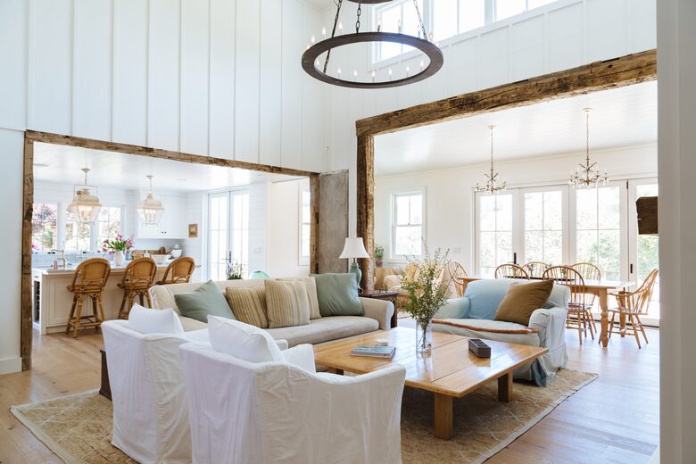 Stunning Sonoma Farmhouse with Pool and Vineyard Views - Petaluma, California