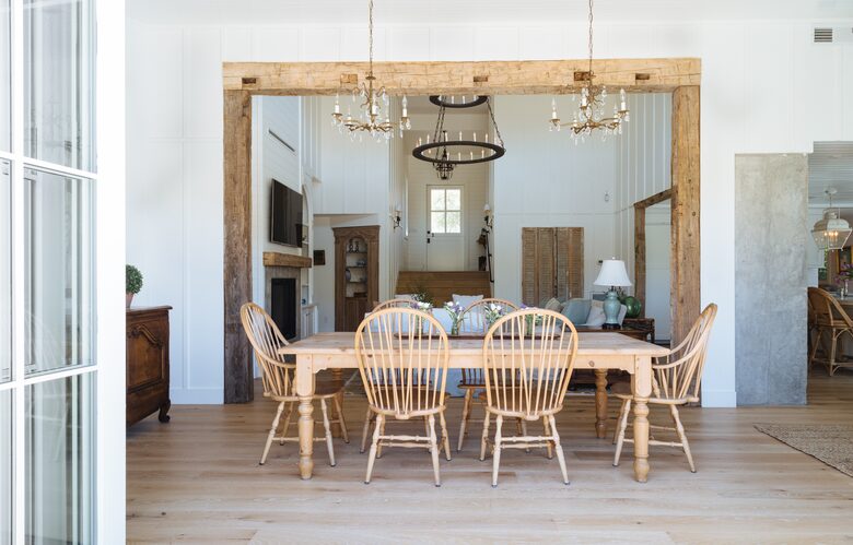 Stunning Sonoma Farmhouse with Pool and Vineyard Views - Petaluma, California