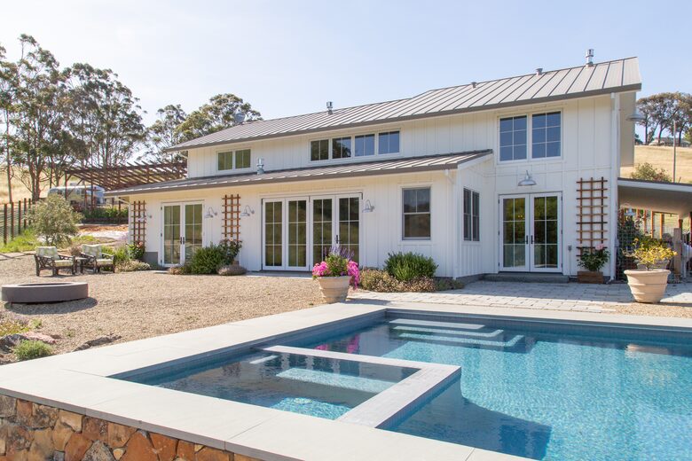 Stunning Sonoma Farmhouse with Pool and Vineyard Views - Petaluma, California