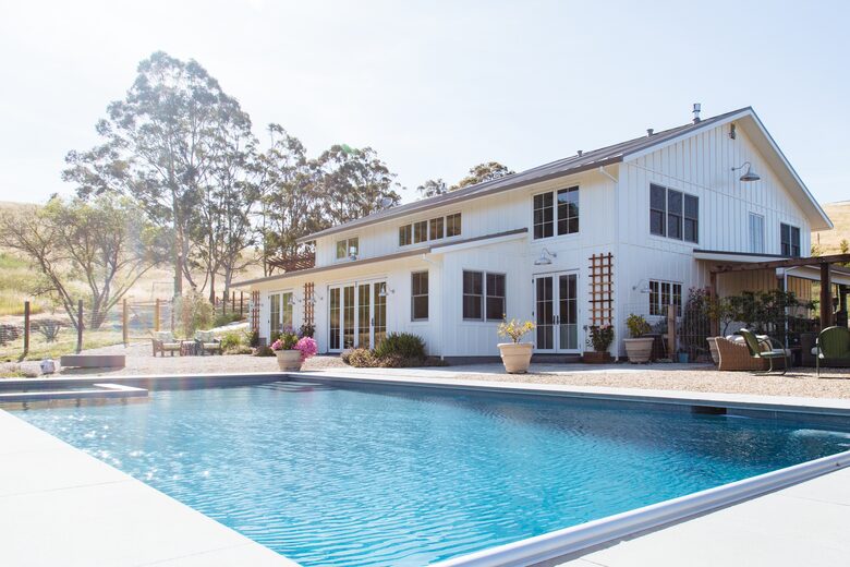 Stunning Sonoma Farmhouse with Pool and Vineyard Views - Petaluma, California