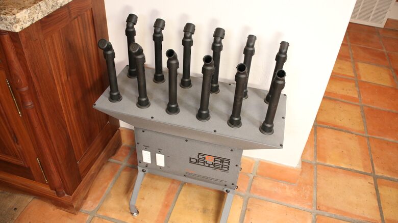 Ski boot/glove dryer