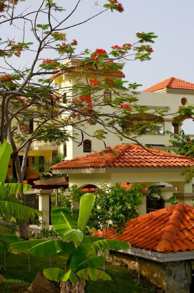 Pura Vida Luxury Estate - Ensenada, Puerto Rico