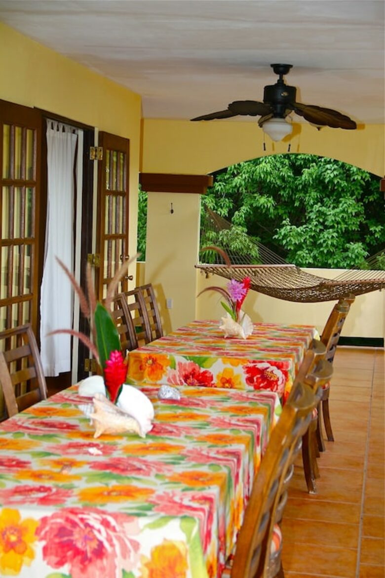 Pura Vida Luxury Estate - Ensenada, Puerto Rico