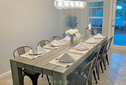 Two Beautiful East Fort Lauderdale Villas with a Private Pool - Fort Lauderdale, Florida