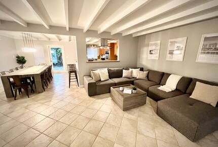 Two Beautiful East Fort Lauderdale Villas with a Private Pool - Fort Lauderdale, Florida