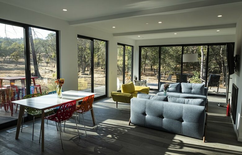 Sonoma Valley Modern Retreat - Kenwood, California