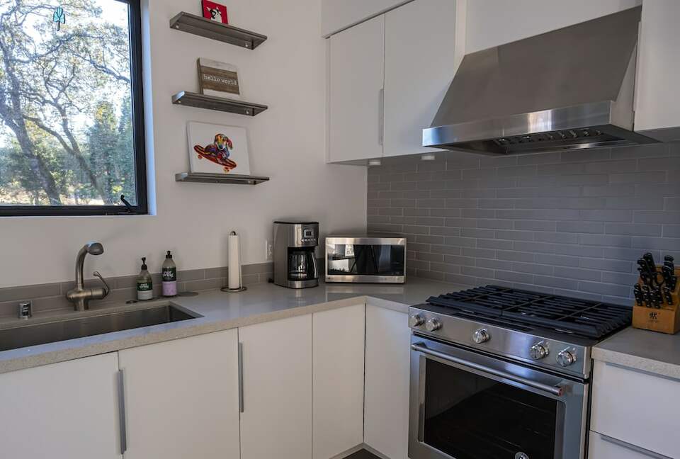 Sonoma Valley Modern Retreat - Kenwood, California