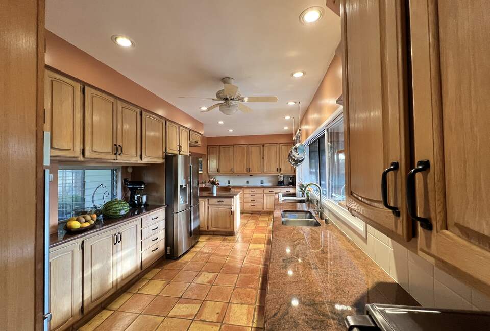 Private Waterfront Oasis in Hawaii - Honolulu, Hawaii