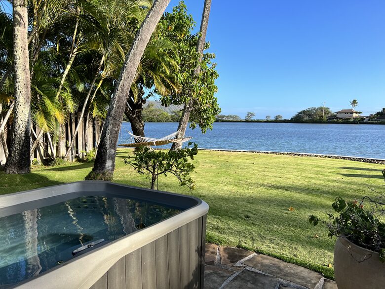 Private Waterfront Oasis in Hawaii - Honolulu, Hawaii