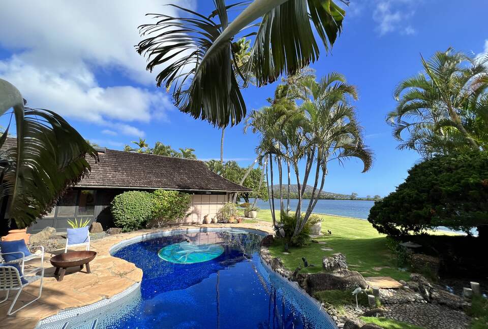Private Waterfront Oasis in Hawaii - Honolulu, Hawaii
