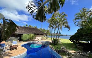 Private Waterfront Oasis in Hawaii - Honolulu, Hawaii