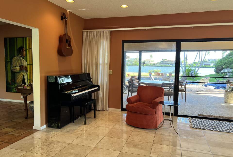 Private Waterfront Oasis in Hawaii - Honolulu, Hawaii