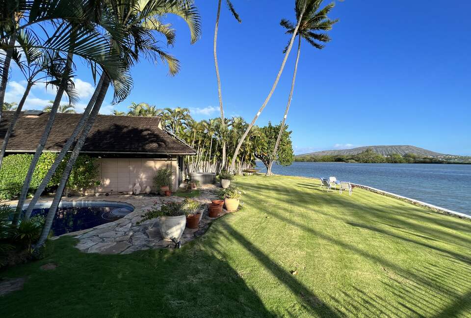 Private Waterfront Oasis in Hawaii - Honolulu, Hawaii
