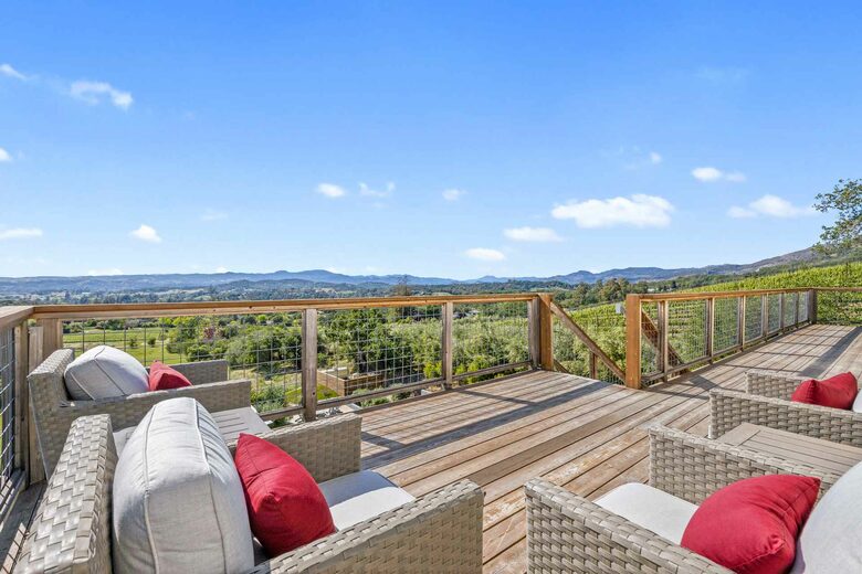 Stunning Shadybrook Lane - Napa, California